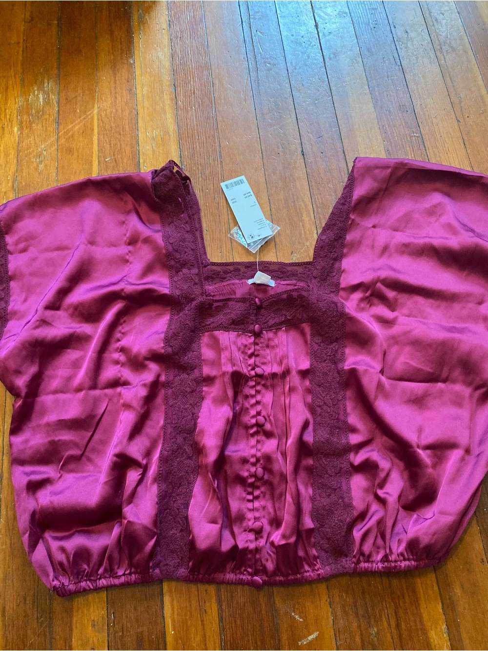 Kimchi Blue Satin Silky Magenta Blouse Button Up Lace Trim Large Xl New w tags